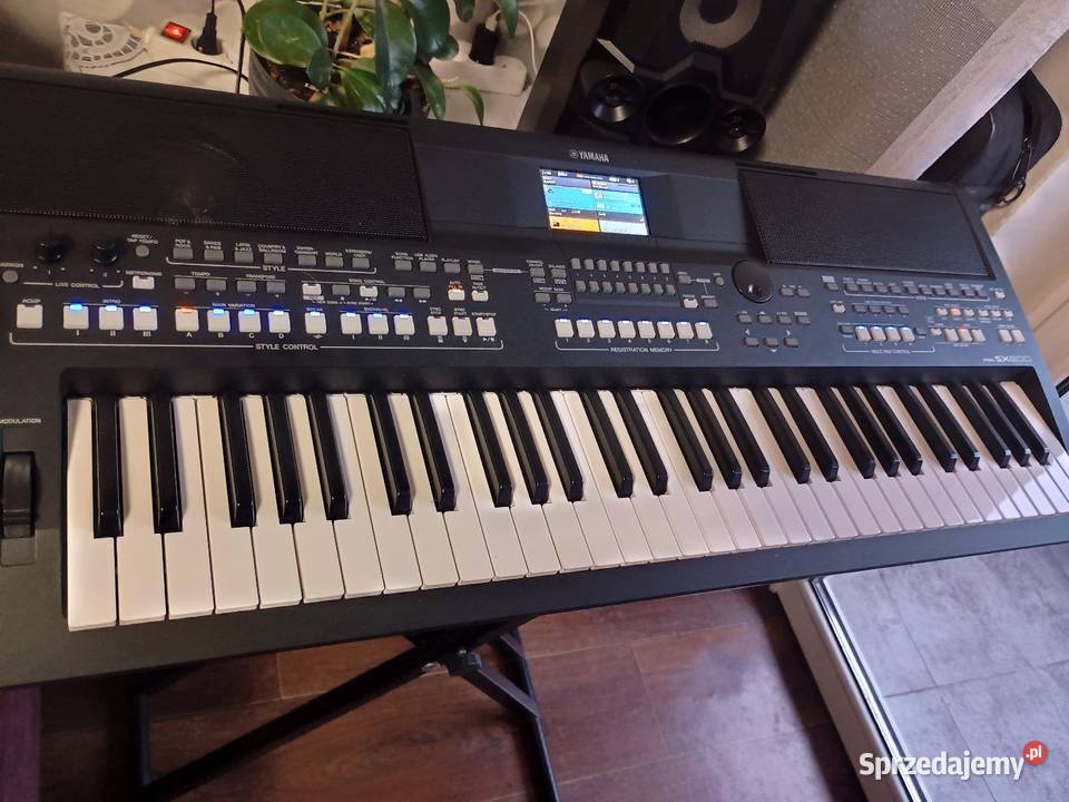 Keyboard Yamaha psr sx 600 Sprzęt estradowy, studyjny i DJ-ski