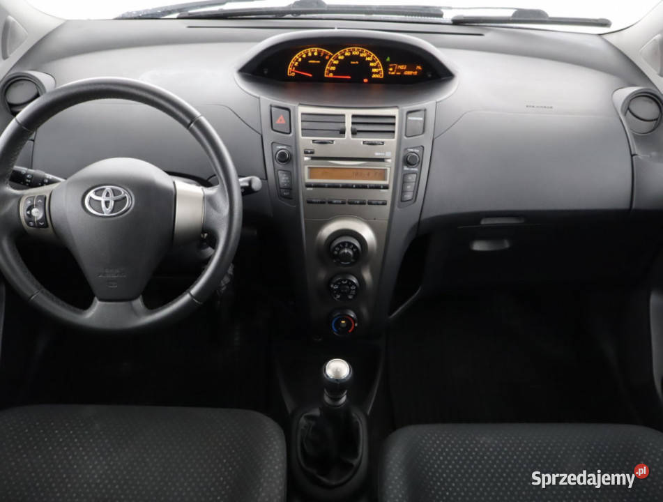 Toyota Yaris 133 Dual VVTi wspomaganie kierownicy sprzedam