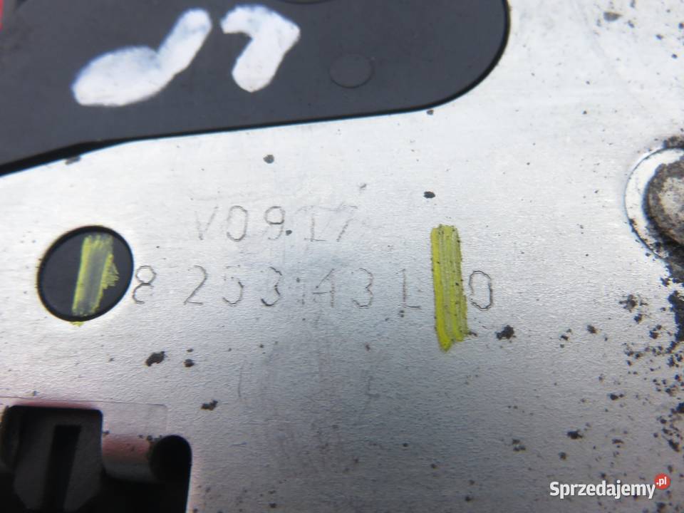 ZAMEK LEWY PRZEDNI BMW 3 Compact E46 8253431