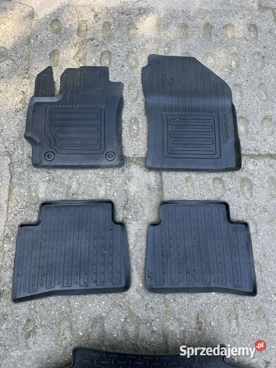 Toyota Corolla Sedan Kombi dywaniki gumowe mata Gdańsk