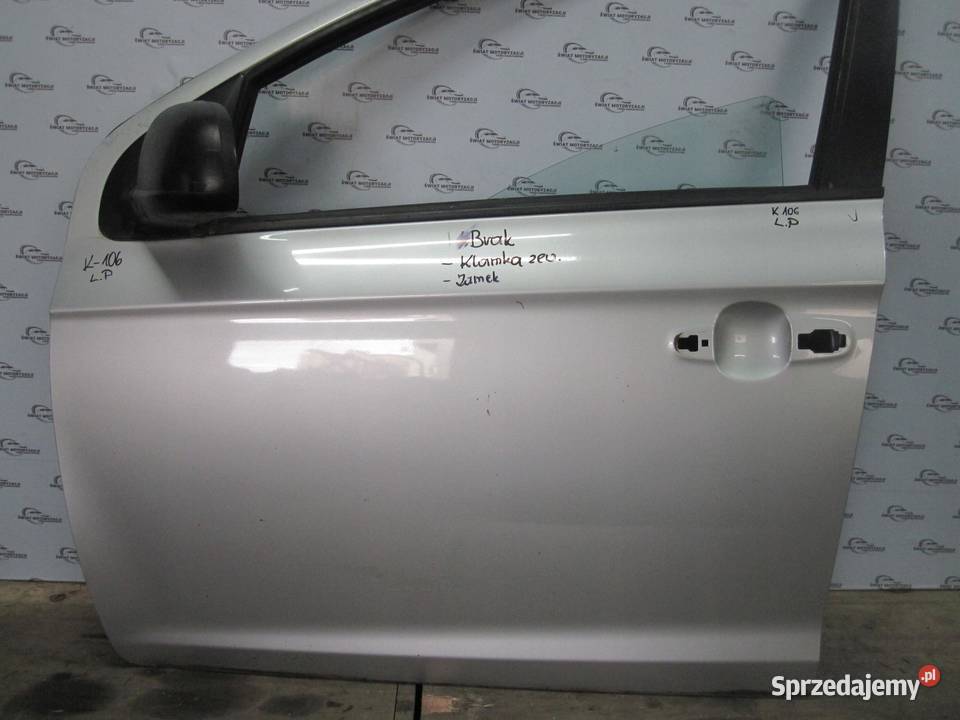 HYUNDAI I20 I 10r drzwi lewe przód Drzwi