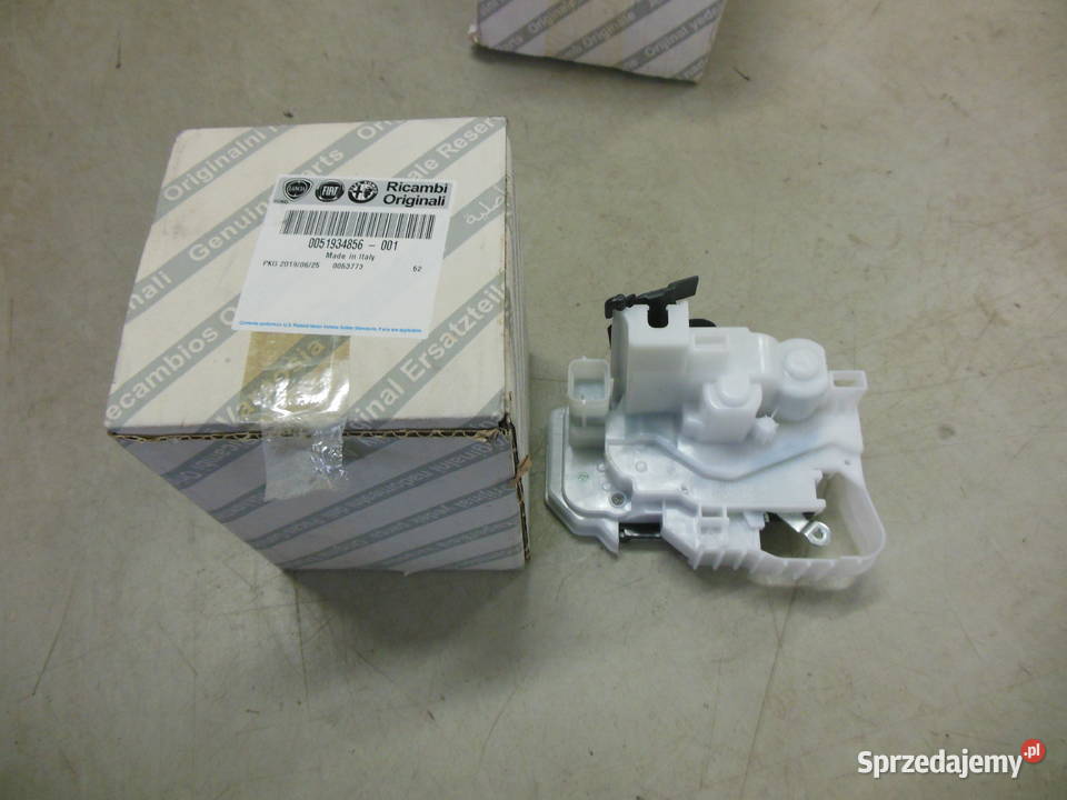 zamek doblo II combo D boczne prawe FL 2015 Kozy