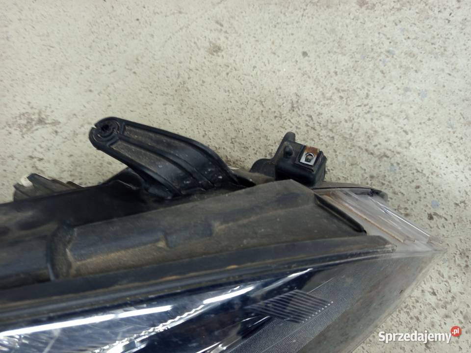 Reflektor prawy mokka a orginalny Rzeszów