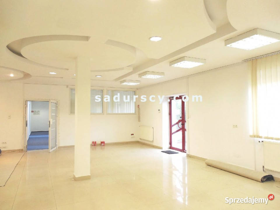 Lokal Warszawa 825 metrów