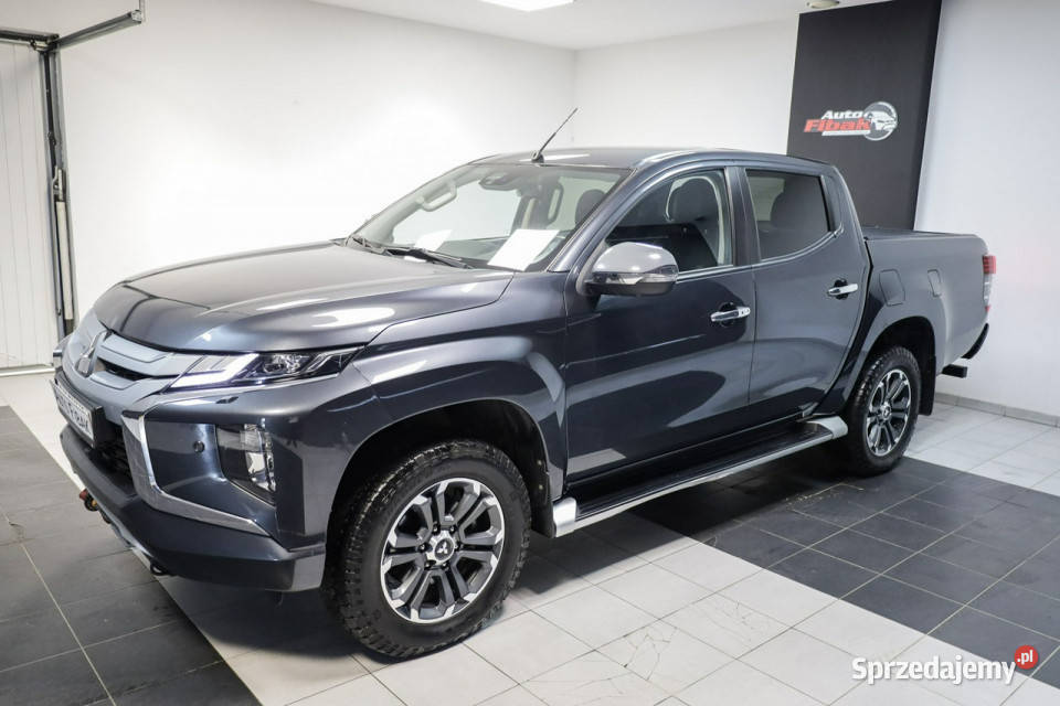 Mitsubishi L200 23l4x4Instyle światła do jazdy dziennej
