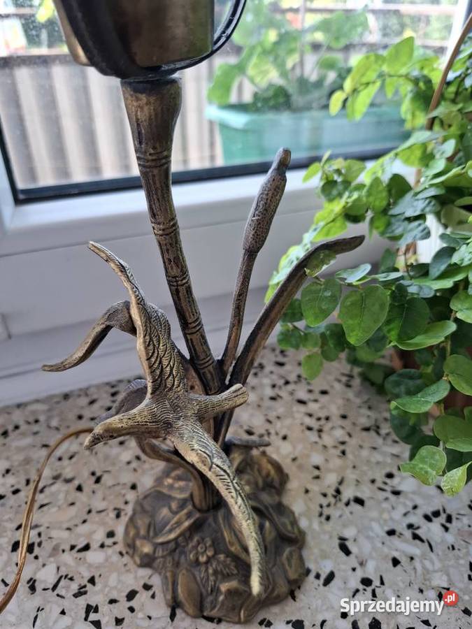 Lampka z różowym kloszem lubelskie