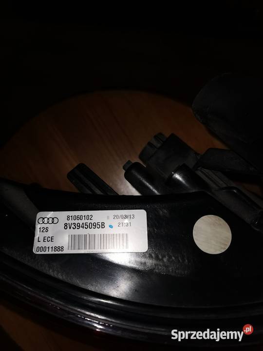 AUDI A3 S3 LEWA LAMPA TYL LED 8V3945095B 1316 Luzino