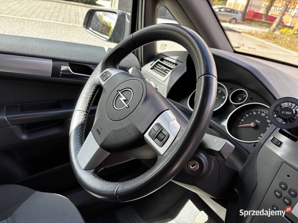 Opel Zafira B 19 CDTI 150 automat Zafira