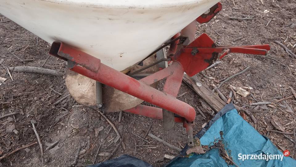 Rozsiewacz do nawozów lejek Jarmet N020 1999 lubelskie Lublin