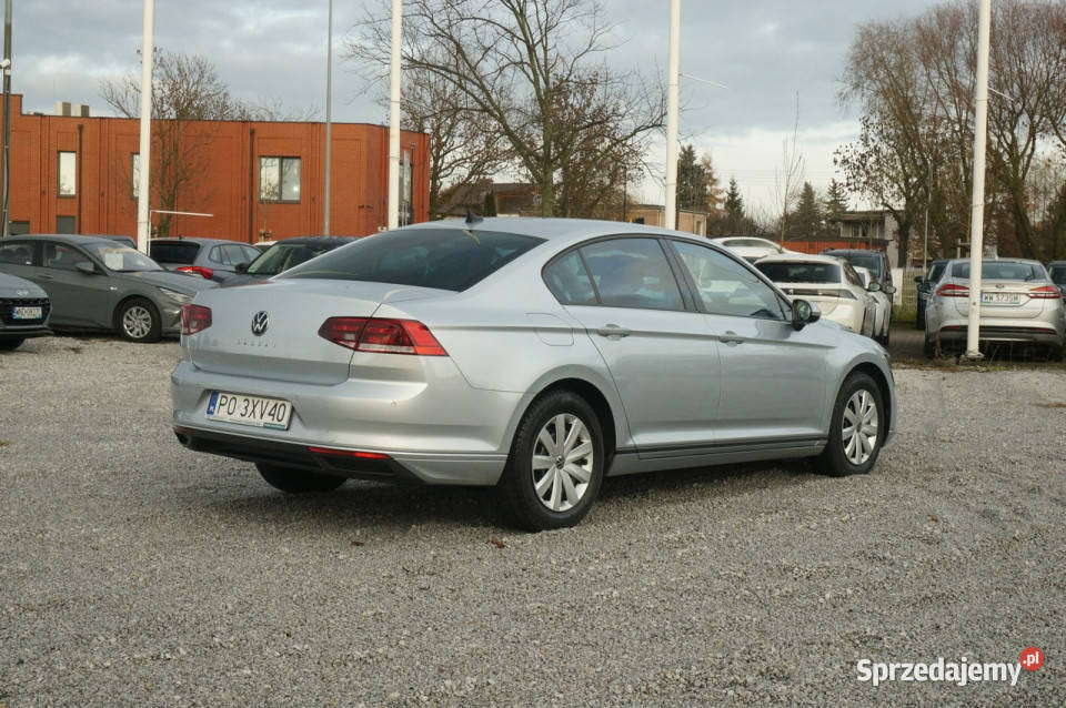Volkswagen Passat 20 TDI 150 Evo Essence Salon Poznań