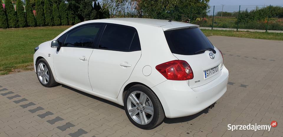 Toyota Auris D4D ASO Skora Xenon PDC Hak Kellys Katowice