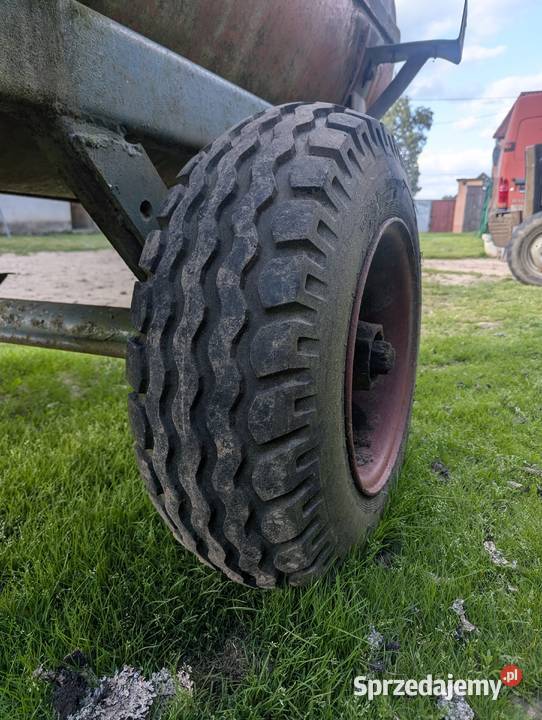Beczkowóz 3000 litrów nowe opony Templewo