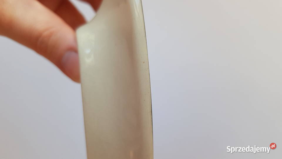 Porcelitowa popielniczka pikasiak Look Chodzież