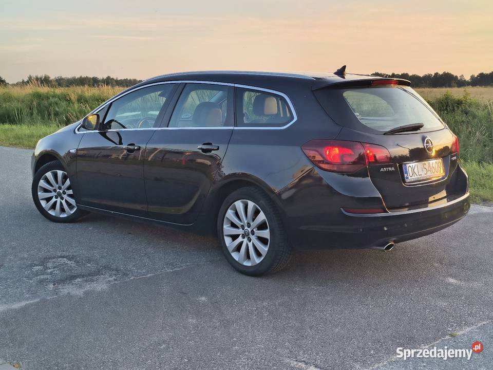Opel Astra J 14 turbo lampy LED prywatny 169500km Kluczbork