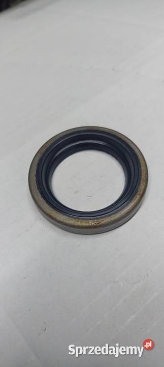 Uszczelniacz piasty przód 126p EL BIS 35X52X88 Grójec