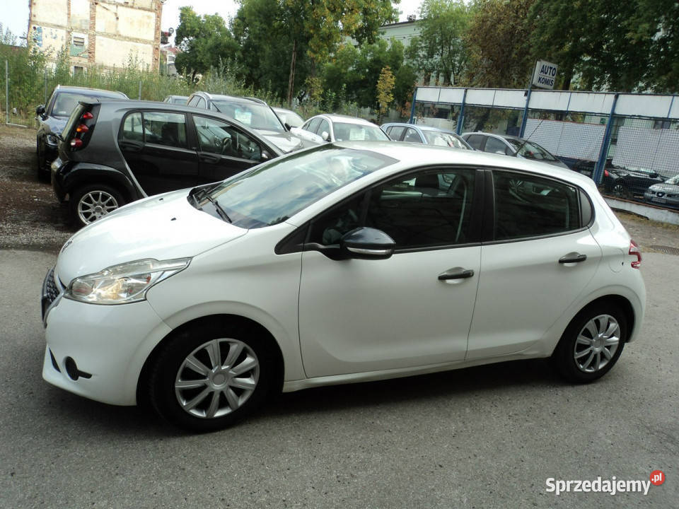Peugeot 208 sprzedam peugeota 208 14 HDI I ESP Lublin sprzedam