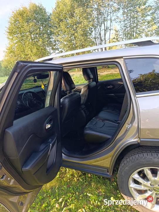 Sprzedam Jeep Cherokee nawigacja podlaskie Białystok