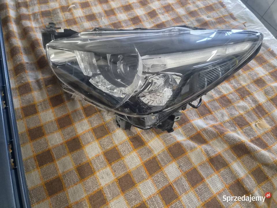 Mazda 2 III DJ 1419 lampa prawa i lewa Full LED Cedynia sprzedam