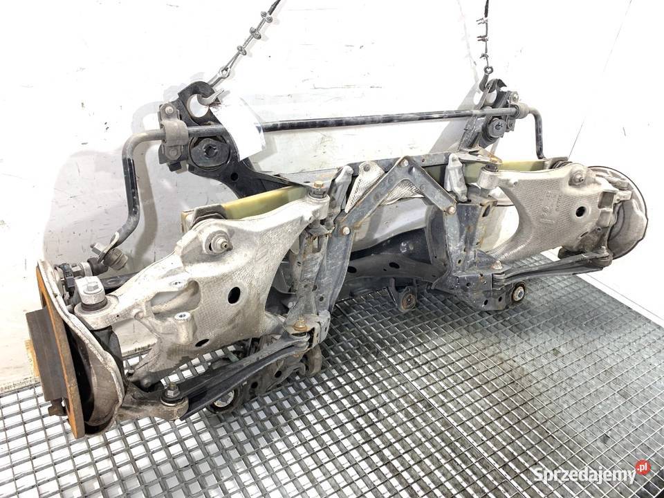 BELKA TYŁ VOLVO XC60 II SUV TYLNA ZAWIESZENIA sprzedam