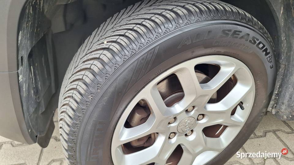 Jeep Renegae 16 Benzyna 2017 Ładny Stan Zamość