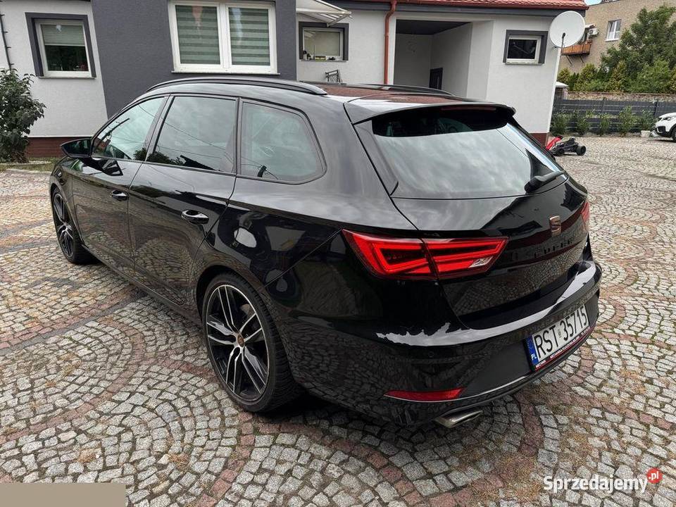 Seat Leon Sportstourer 20 TSI Cupra DSG 300 Leon Bielawa