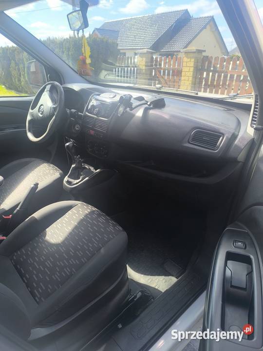 Opel Combo blaszak 2012 doinwestowany ABS Dębno sprzedam