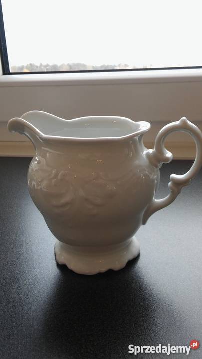 Mlecznik polska porcelana biały bogate relify Gdańsk