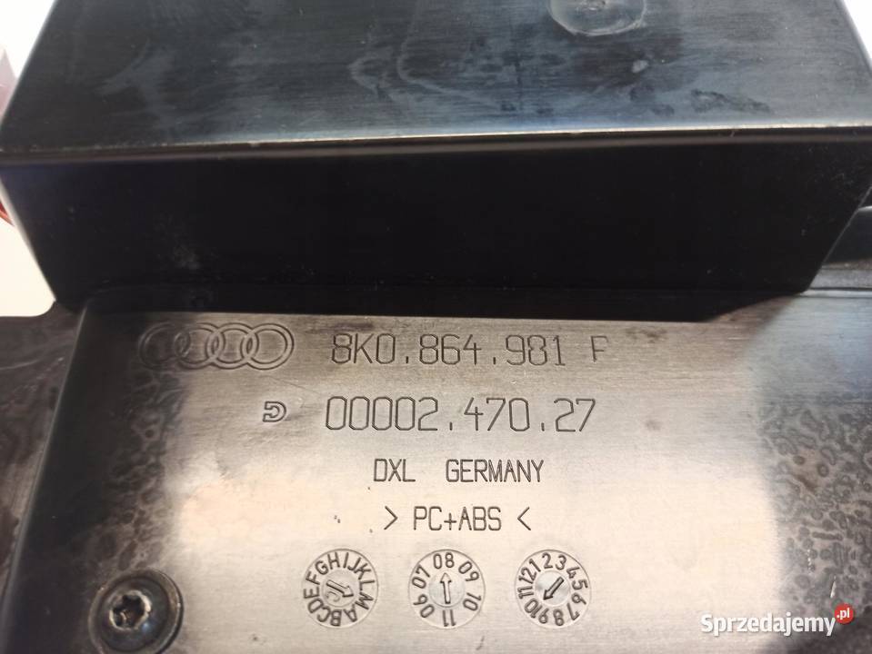 SCHOWEK ZAPALICZKA AUDI A4 B8 8K0864981F