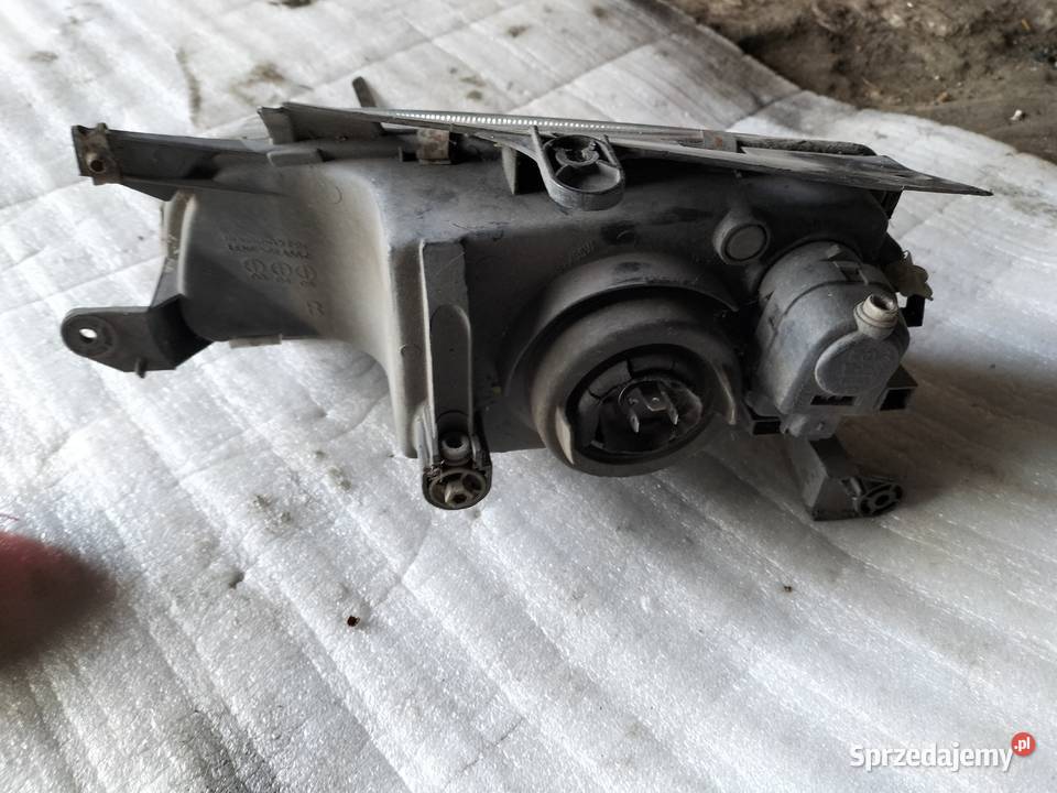 CITROEN BERLINGO LAMPA PRZÓD PRZEDNIA PRAWA Części Kamień-Kolonia sprzedam