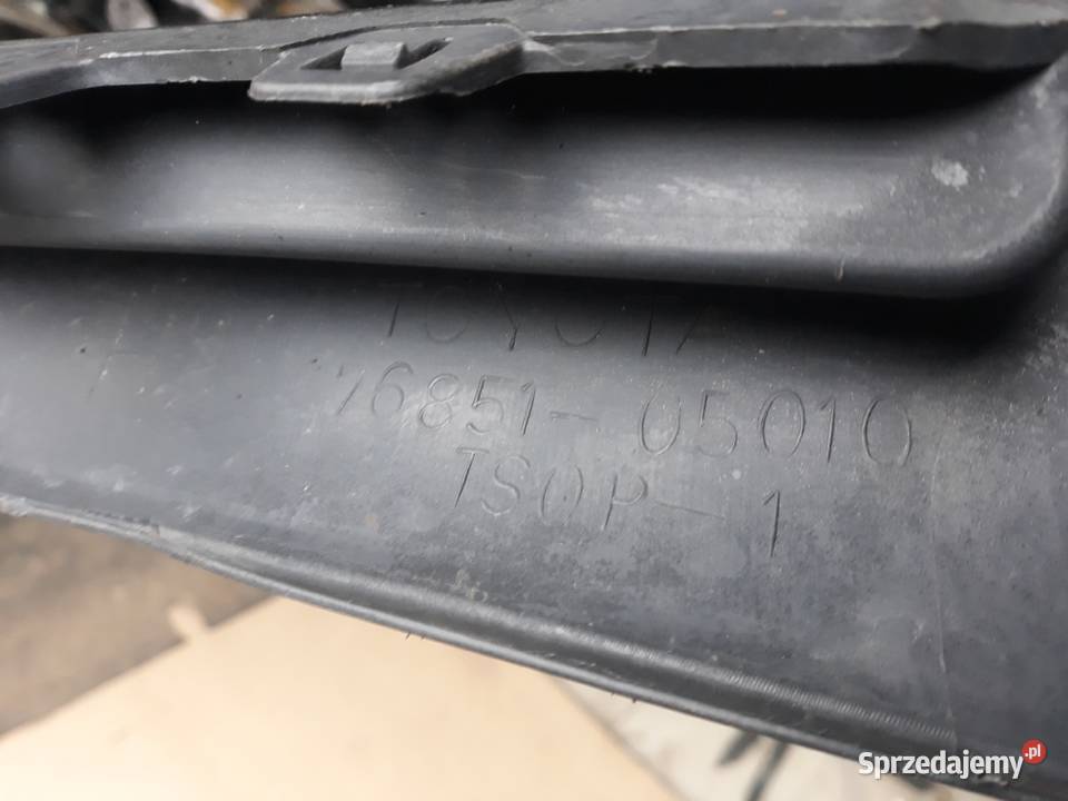 TOYOTA AVENSIS T25 HOKEJ SPOILER PRAWY PRZÓD Międzychód sprzedam