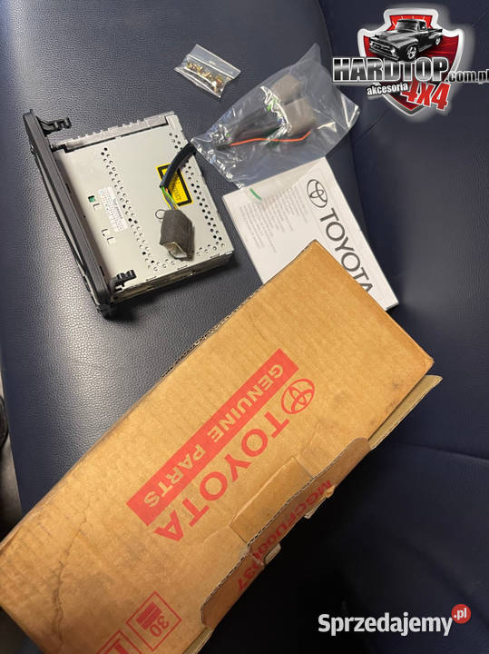 Radio Toyota Oryginalne Nowe CD Player Płyty Pasłęk