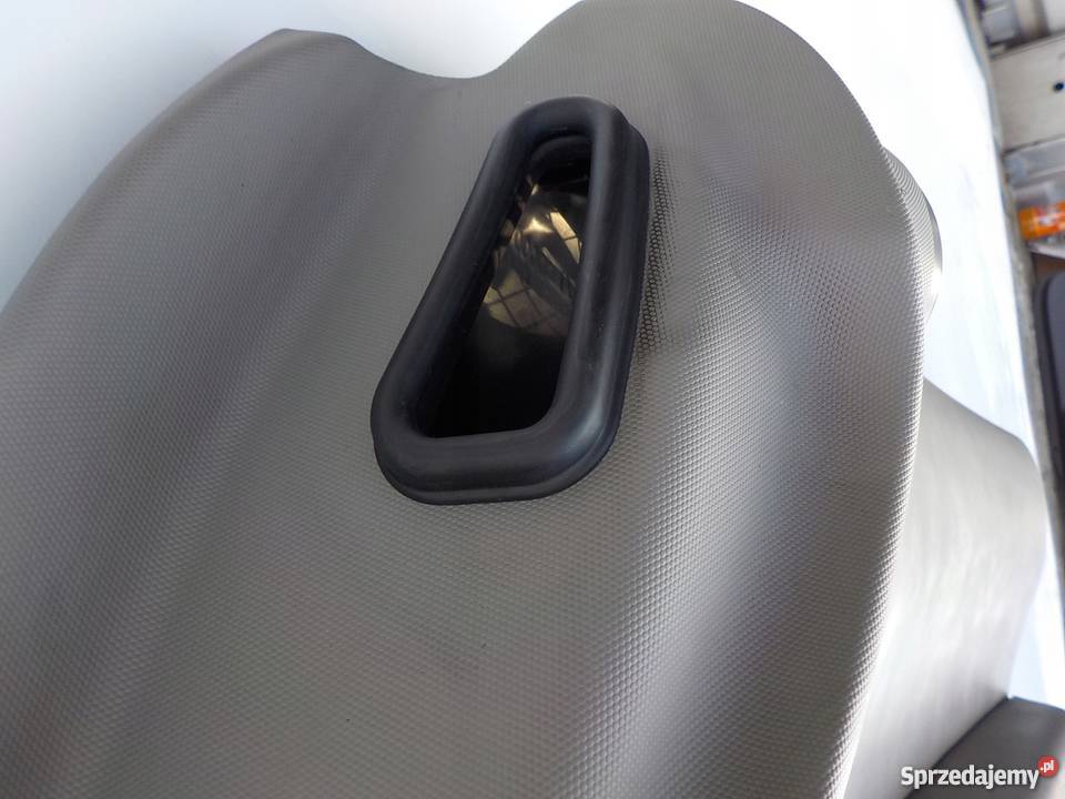 TAPICERKA DRZWI PRAWY PRZÓD NISSAN 350Z EU tapicerki samochodowe Wyposażenie wnętrza Nowy Tomyśl