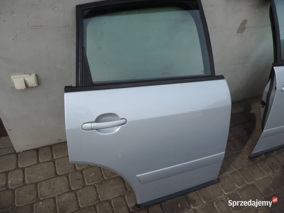 AUDI A2 DRZWI PRAWY TYŁ