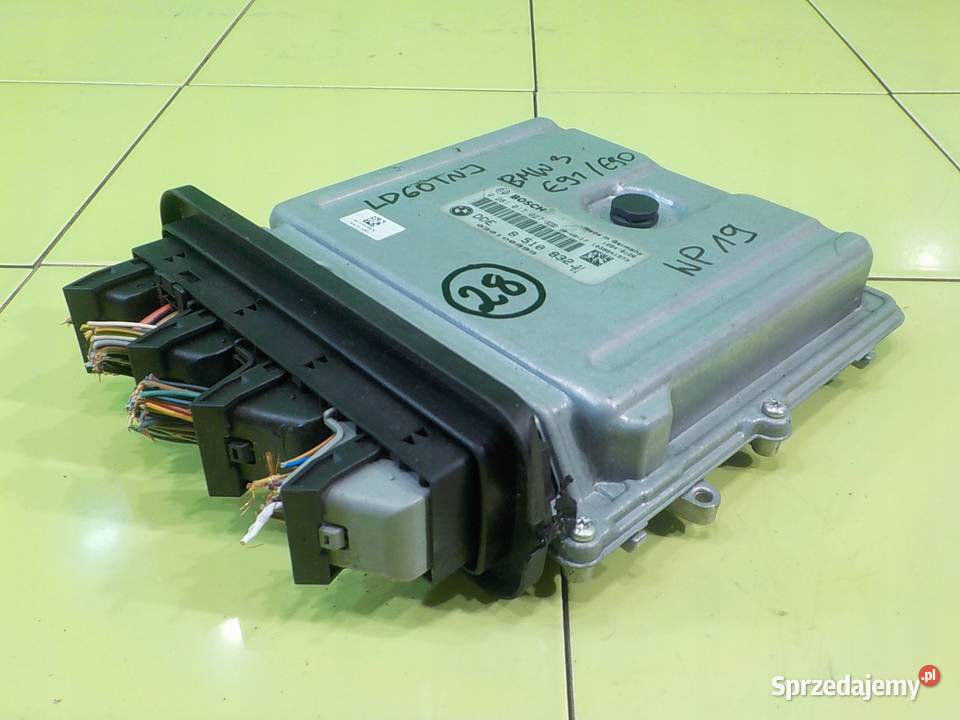 BMW 3 E90 E91 LIFT 20 D 10r KOMBI sterownik osobowe Suków