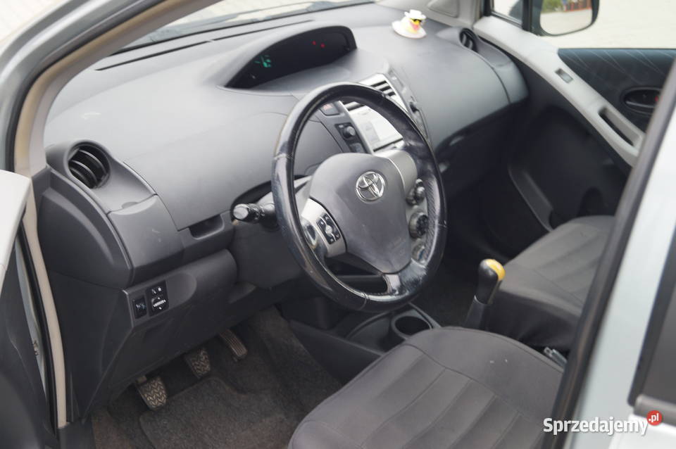 TOYOTA YARIS 2 Klima 5 Drzwi Zarejestrowany Motoryzacja Rzeszów