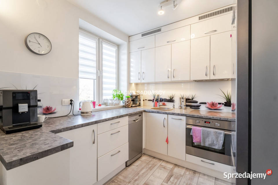 Mieszkanie 6249m2 3 pokoje Kraków Złocieniowa