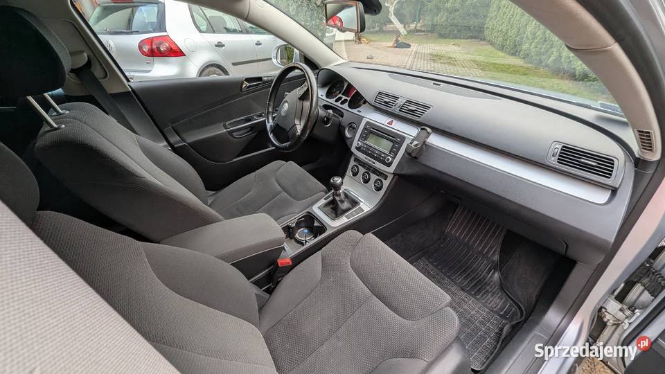 Volkswagen passat B6 kombi 20 TDI 140 stan Rokietnica