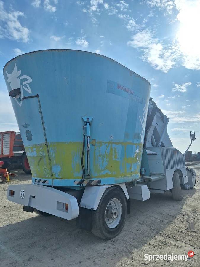 Paszowóz samojezdny samozaładowczy Storti Dunker Baszków