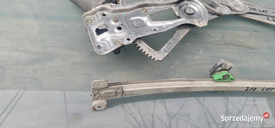 Podnośnik szyby lewy przód mercedes w210 Rok produkcji 1999 Zbąszyń