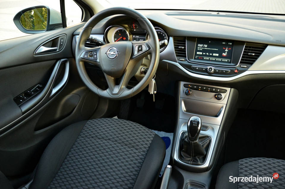 Opel Astra 16CDTI 110 Nowy Rozrząd Serwis lakier metallic