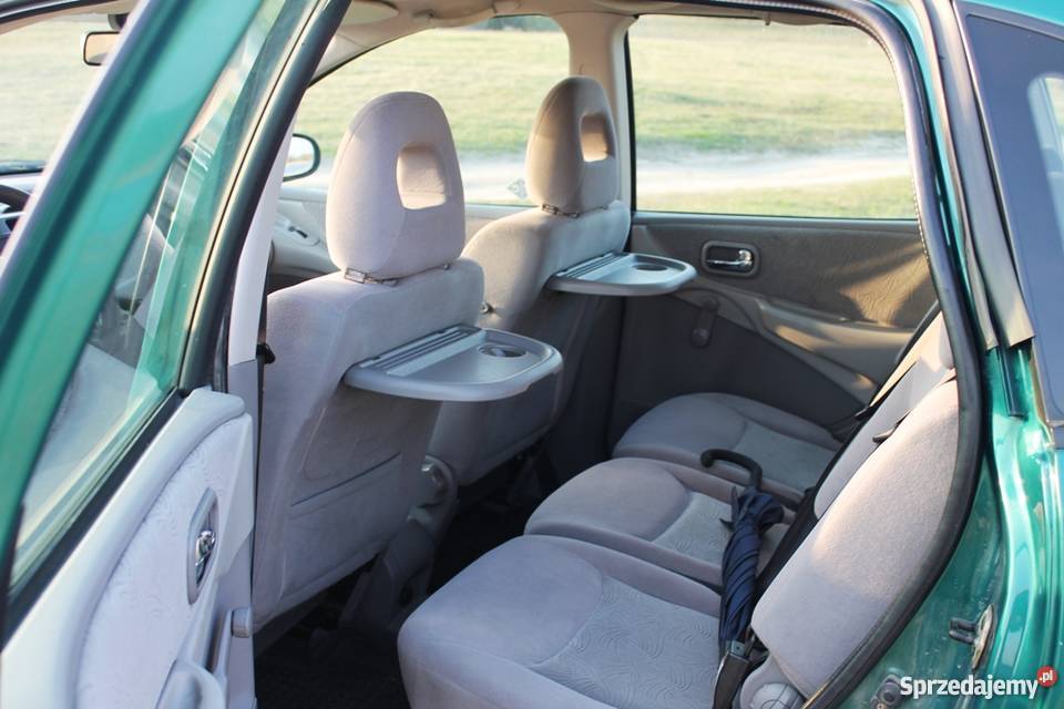 Nissan Almera tino 22 Di klima elektryka scenic zielony sprzedam
