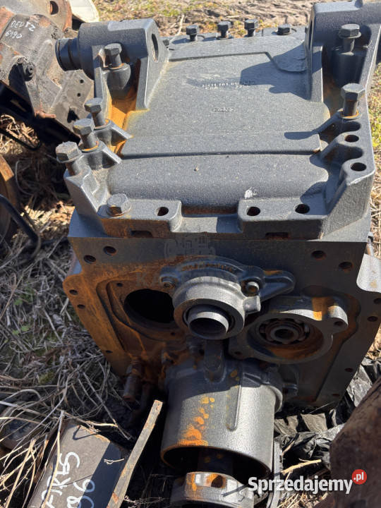 Fendt 413 414 415 obudowa skrzyni biegów wielkopolskie Jastrzębniki