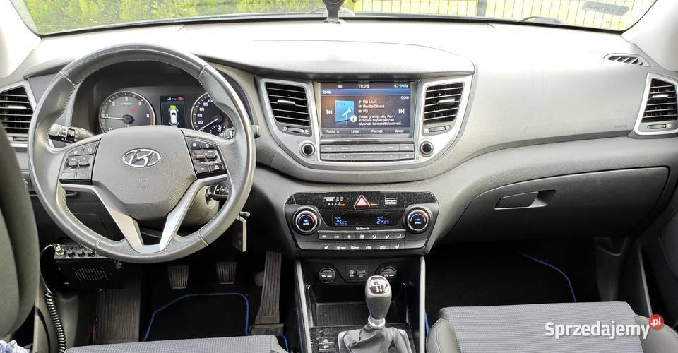 Hyundai Tucson 20 CRDI 136 rej2016 serwisowany Rok produkcji 2015 Wola