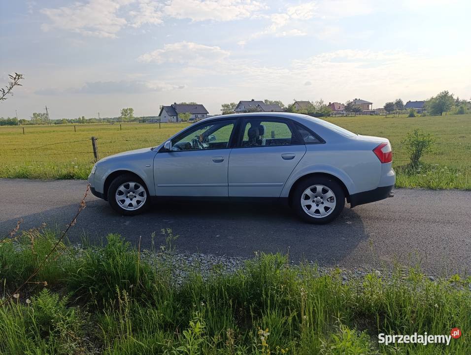 Sprzedam Audi A4B6 20 Alt 130 benzyna LPG