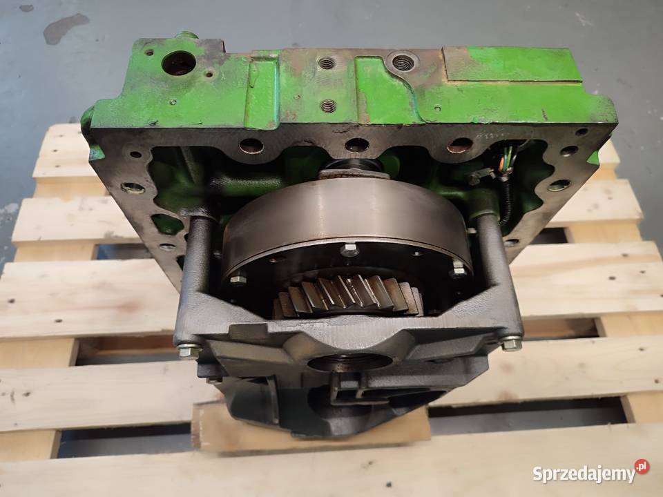 PTO L212969 John Deere 6125R Wilkowo
