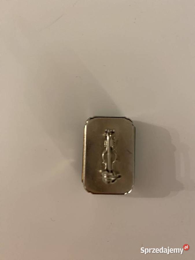 Sprzedam broszkę z kryształem Swarovskiego Kraków