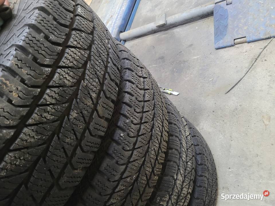 Opony zimowe Uniroyal 21570 r15C Uniroyal mazowieckie Zwoleń