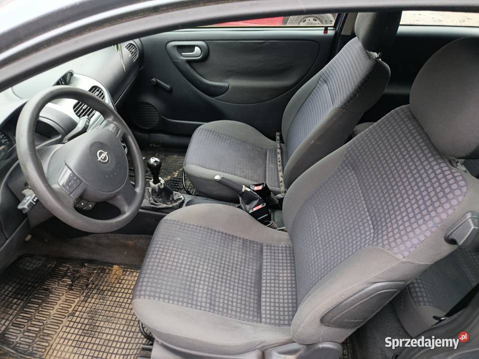 Opel Corsa C 10 43 kW 2002 r dawca części Szklarka Myślniewska