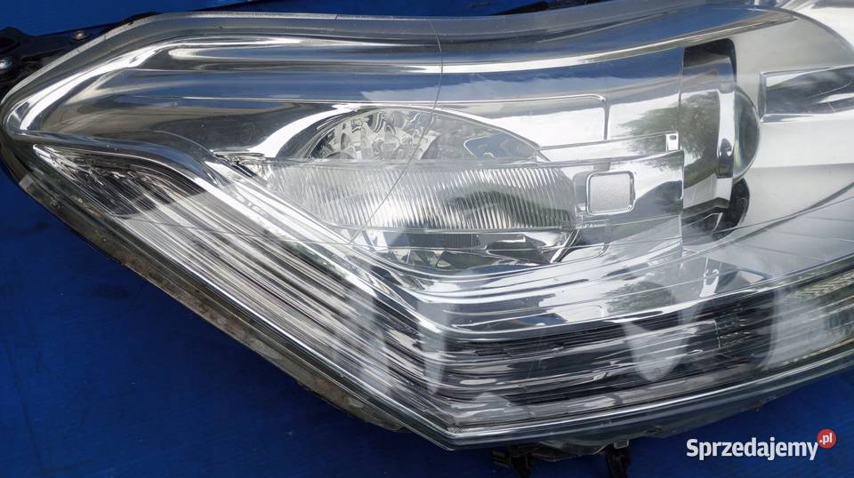 LAMPA REFLEKTOR PRAWY PRZÓD XENON 9689037780 wielkopolskie Nowy Tomyśl