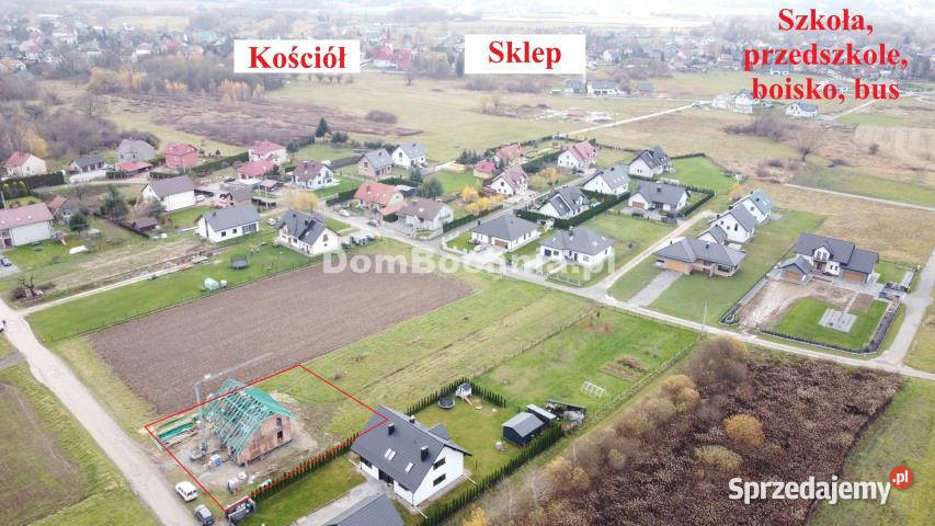 Do sprzedaży dom wolnostojący Krzeczów 13621m2